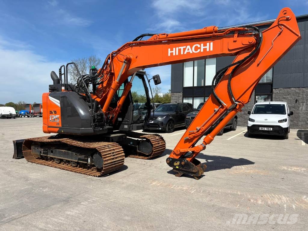 Hitachi ZX 135 USBL-7B Excavadoras sobre orugas