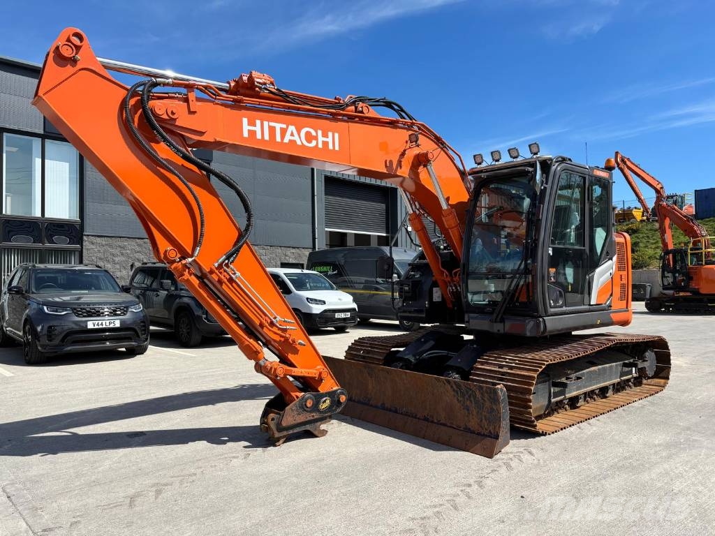 Hitachi ZX 135 USBL-7B Excavadoras sobre orugas