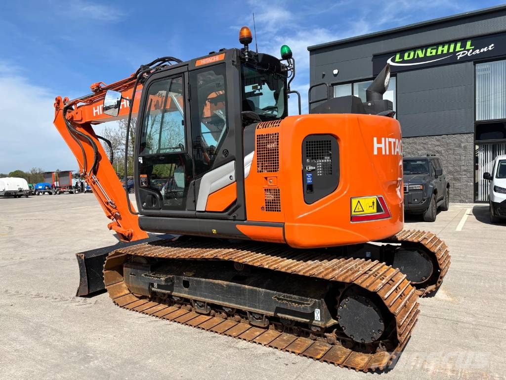 Hitachi ZX 135 USBL-7B Excavadoras sobre orugas