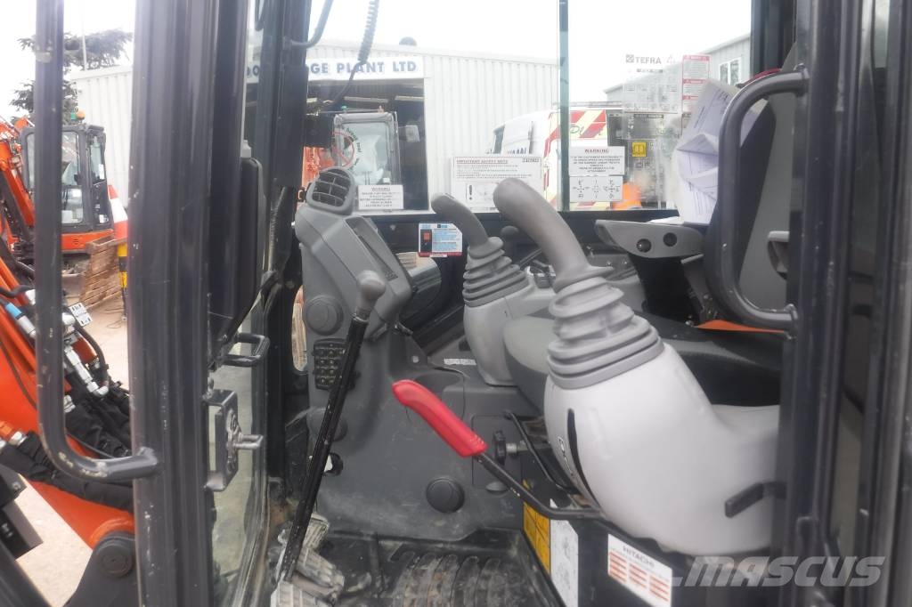 Hitachi ZX 33 U-6 Minigrävare < 7t