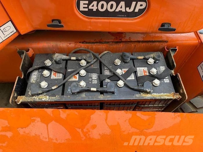 JLG E400AJP Knikarmhoogwerkers