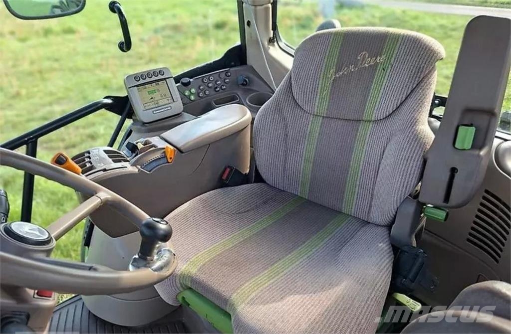 John Deere 6830 Premium AP Trattori