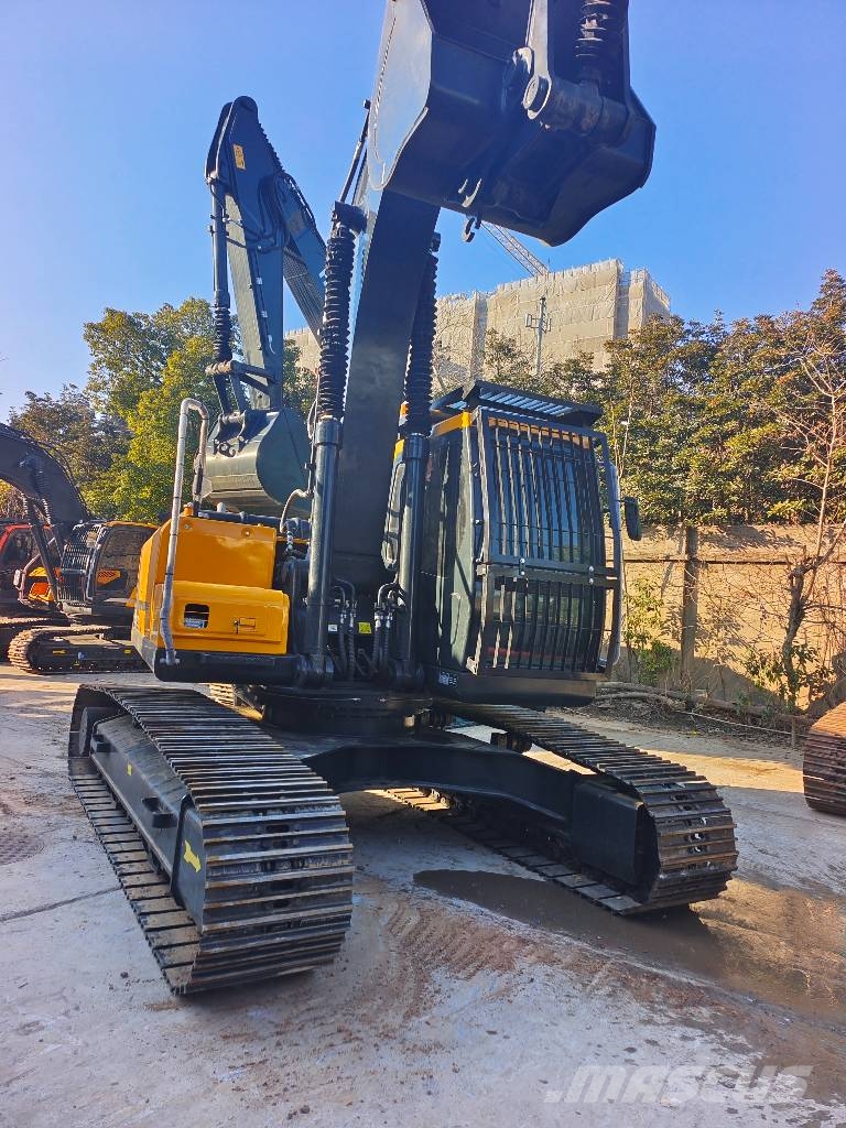Hyundai 225LC-9T made in Korea Bageri guseničari