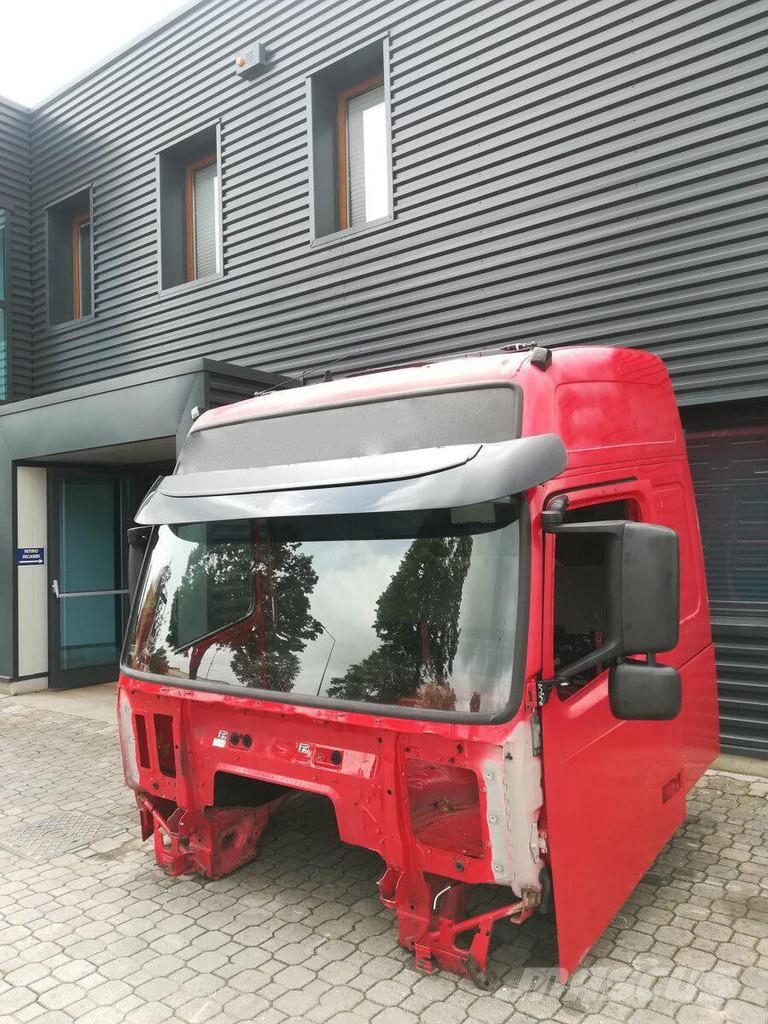Volvo FH13 Euro 5 驾驶室与内部
