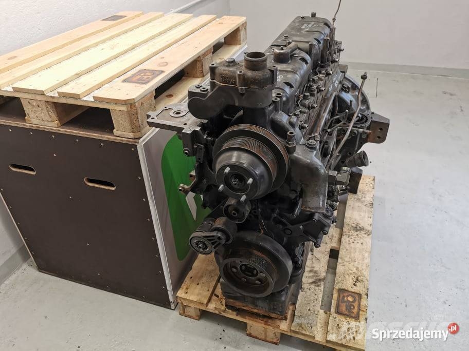 Massey Ferguson 8660 {Agco Power Sisu 84CTA-4V SC Engine Moottorit