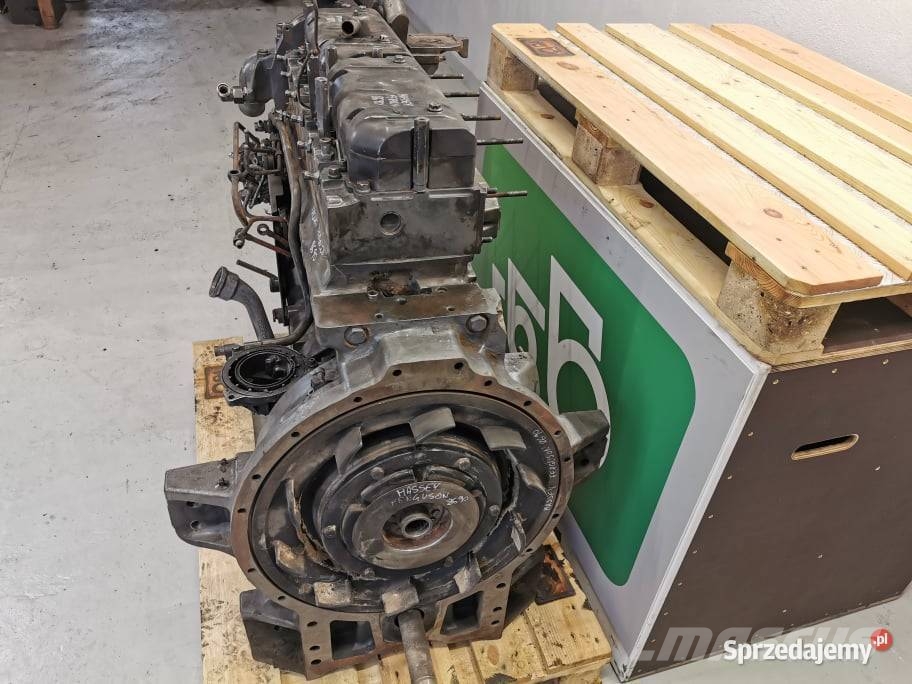 Massey Ferguson 8660 {Agco Power Sisu 84CTA-4V SC Engine Moottorit