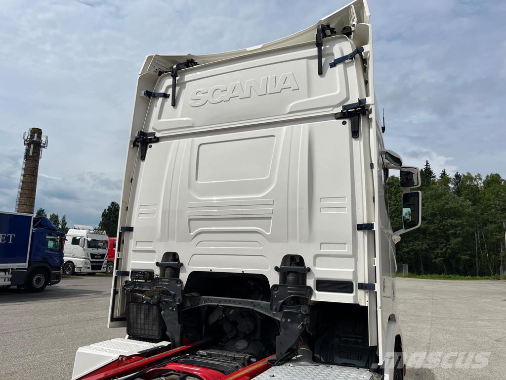 Scania R650 B6x2LB+ RETARDER Chassis Cab trucks