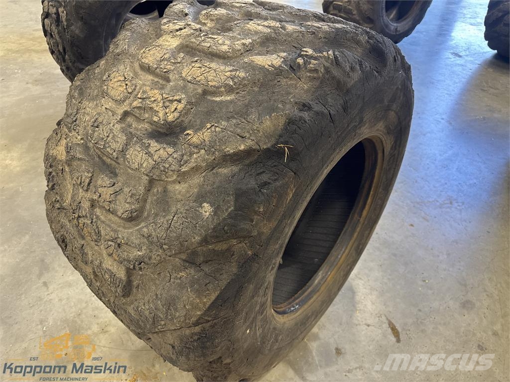 Nokian Fkf2 800/40x26,5 Used/Beg Tyres, wheels and rims