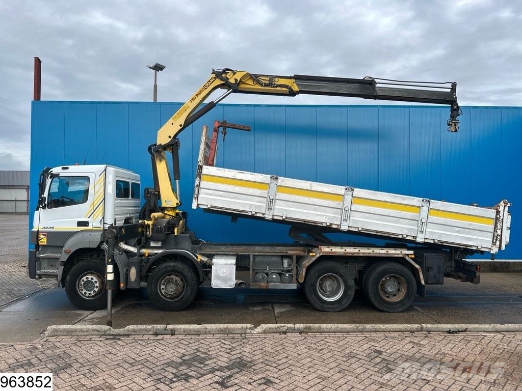Mercedes-Benz Axor 3236 8x4, Palfinger, Remote, Bladvering Kipper