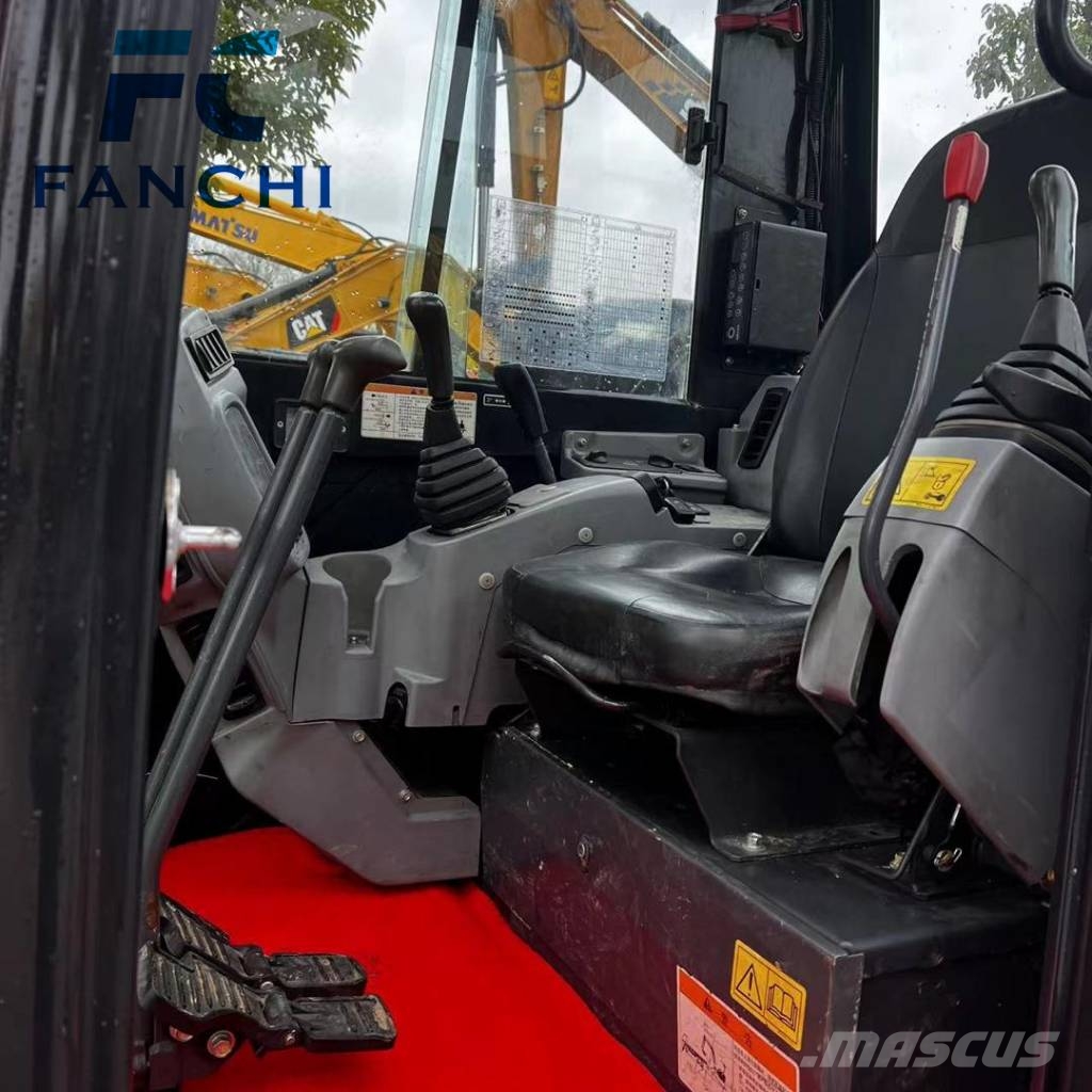 Kubota KX 155 Minigravere <7t