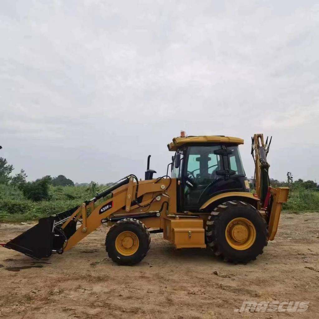 CAT 420F2 Ekskavatori-iekrāvēji