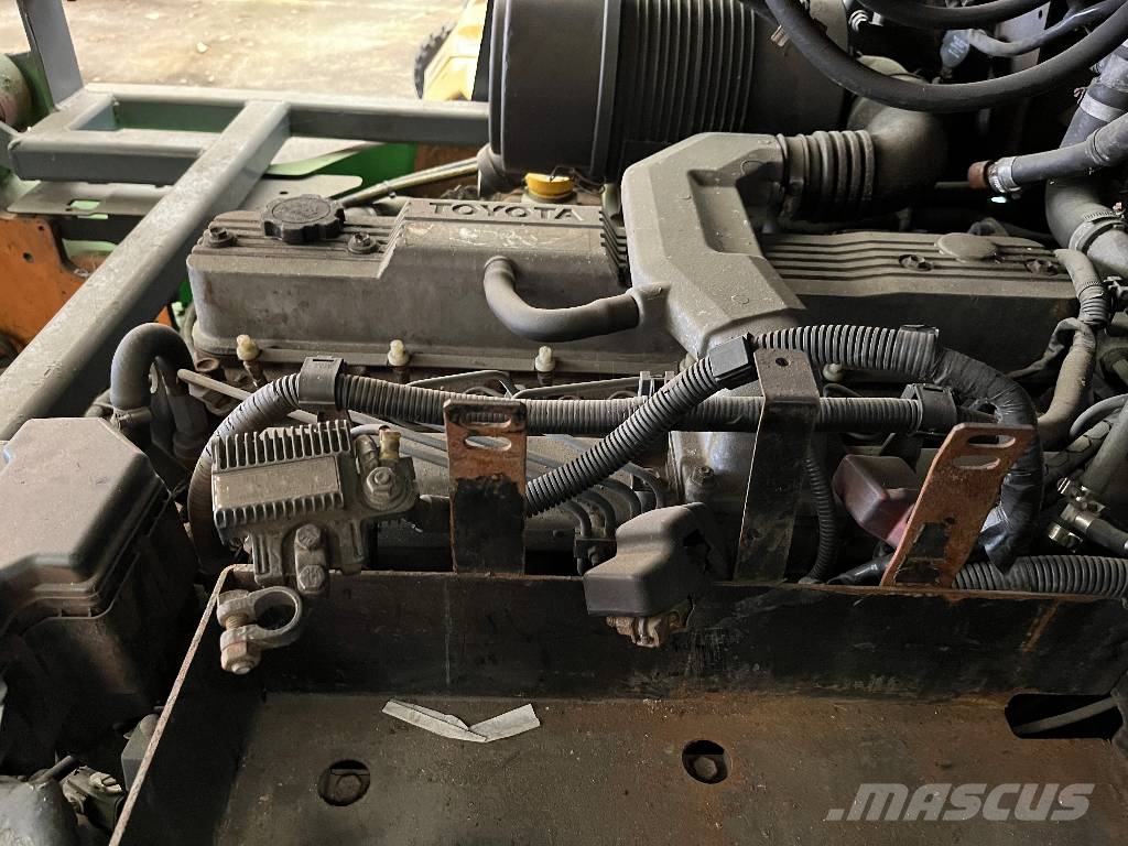 Toyota 7FD40 /02/ V-3749 INW Dízel targoncák