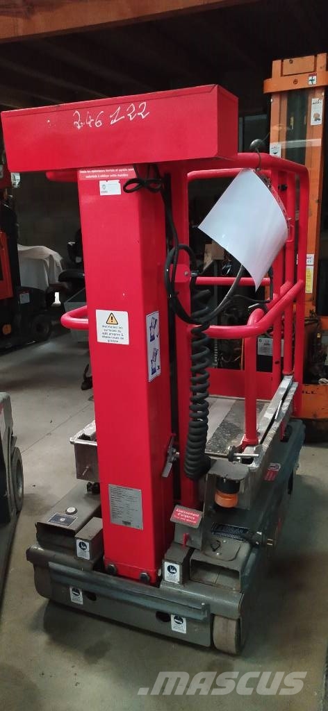 JLG POWER TOWER NANO SP Вертикальные мачтовые подъемники