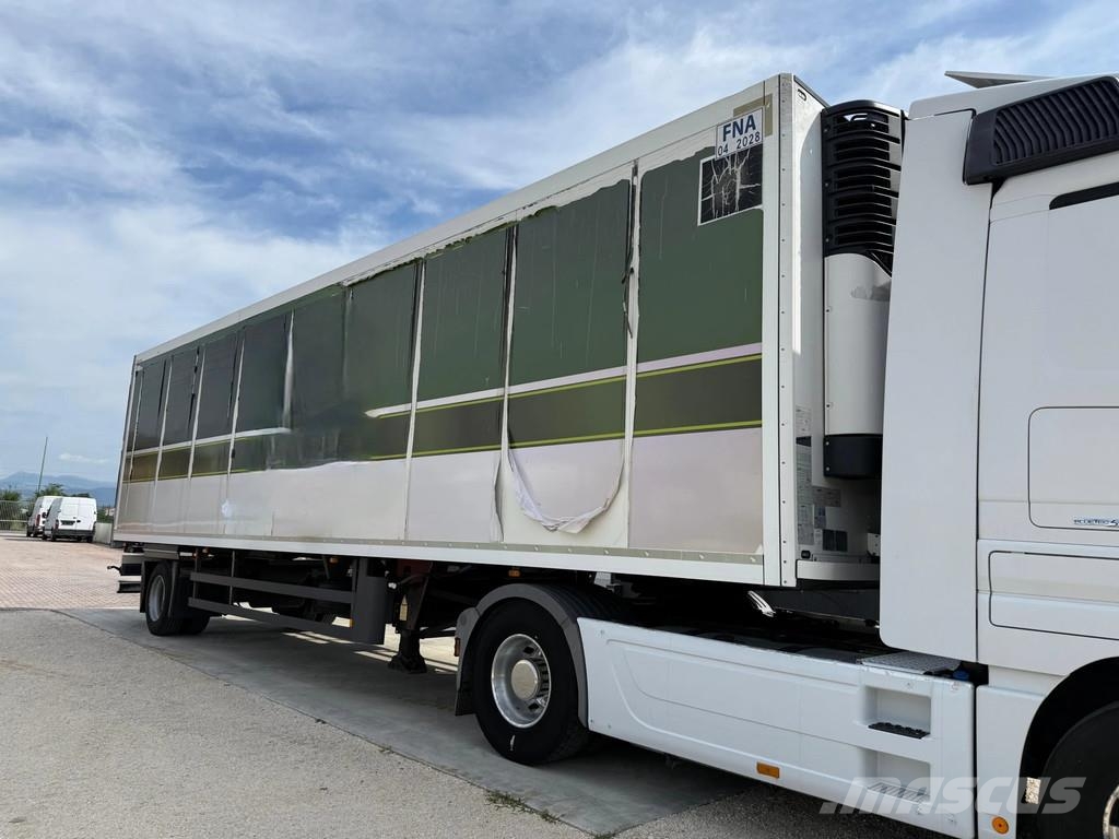 Schmitz Cargobull SK010 Iso-Therm-Koffer 11.60m mit Carrier 0°C Kühlauflieger