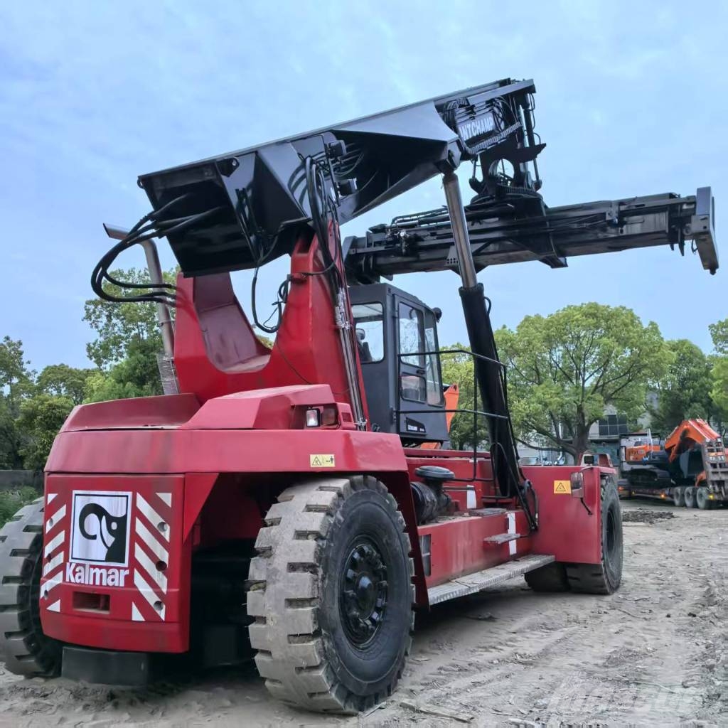 Kalmar DRT 450-62 S 5 Reachstackers
