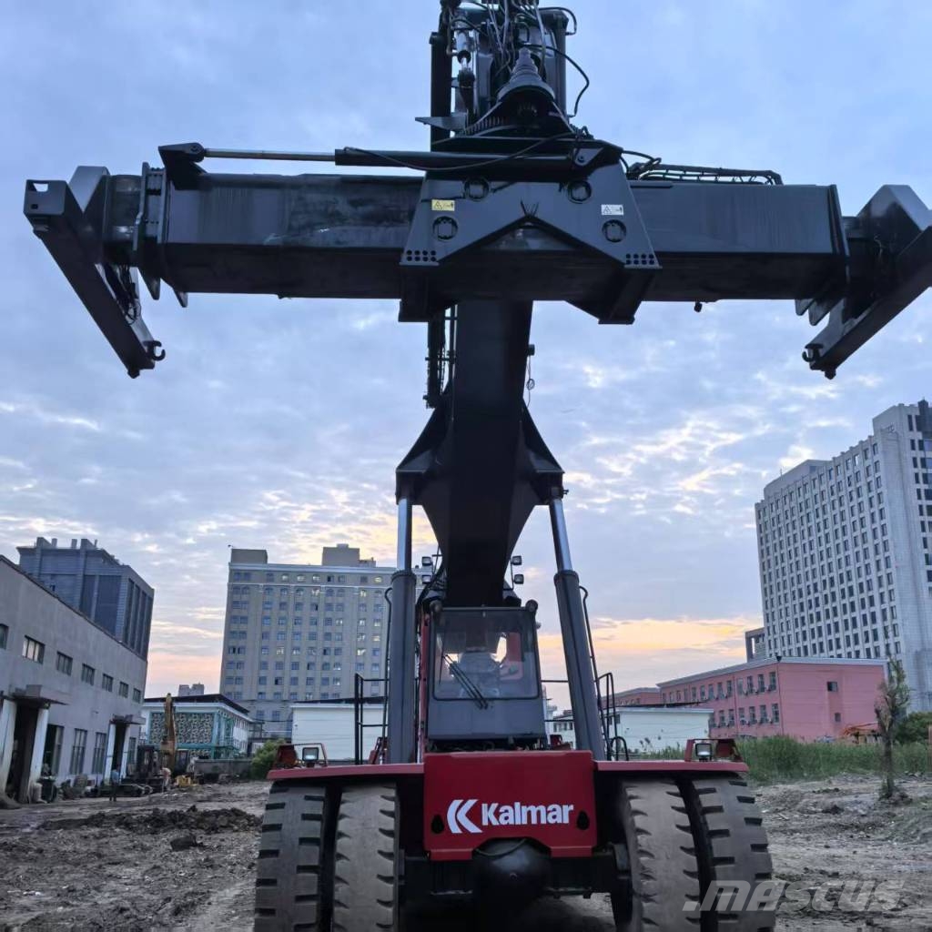 Kalmar DRT 450-62 S 5 Reachstackers