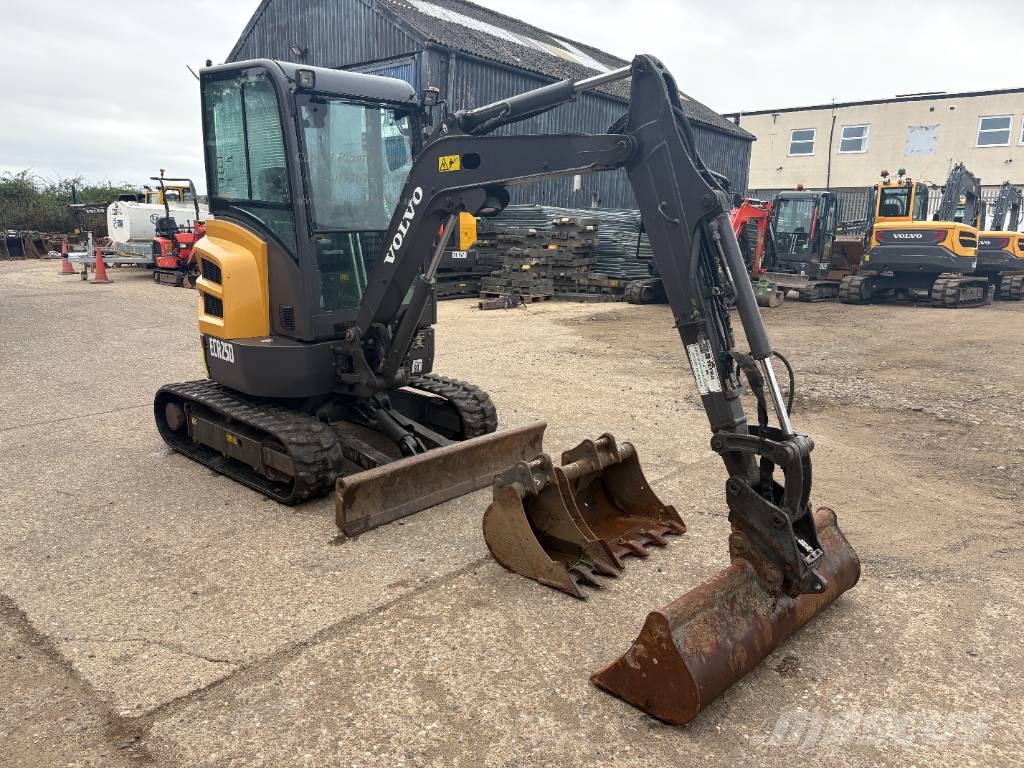 Volvo ECR 25 D 小型挖掘机