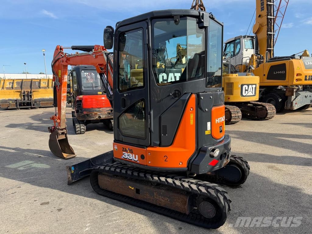Hitachi ZX33U-6 . Minigraafmachines < 7t