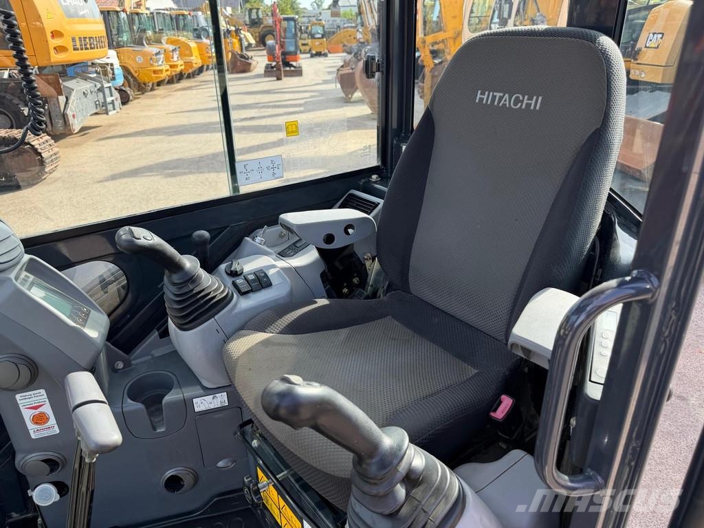 Hitachi ZX33U-6 . Minigraafmachines < 7t