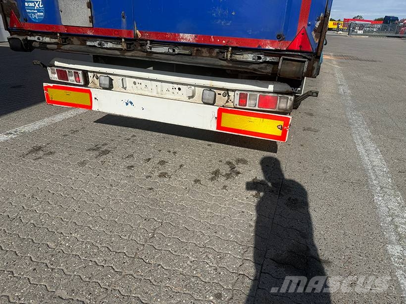 Krone Curtainsider / Planenauflieger Semirremolques de caja de lona
