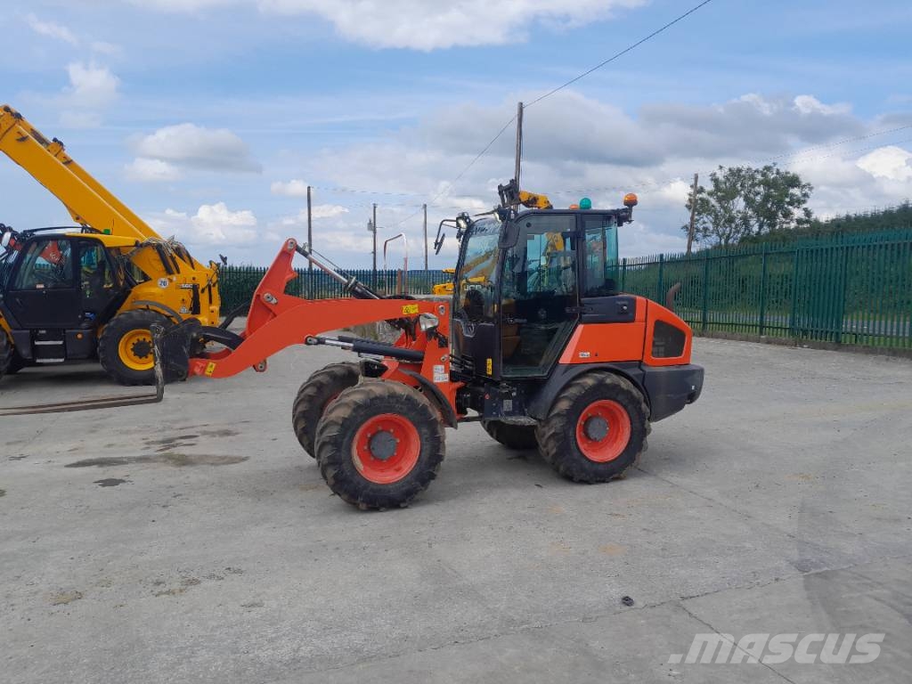 Kubota R 085 Télescopique agricole