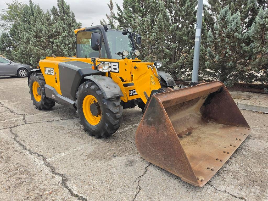 JCB 525-60 Teleskoplæssere