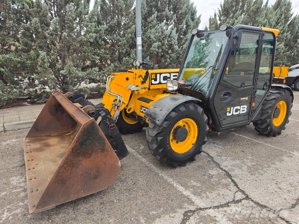 JCB 525-60 Teleskoplæssere