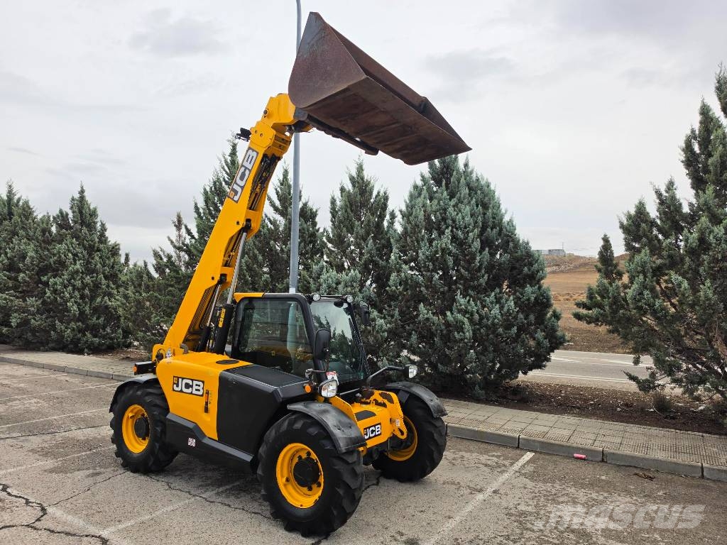 JCB 525-60 Teleskoplæssere
