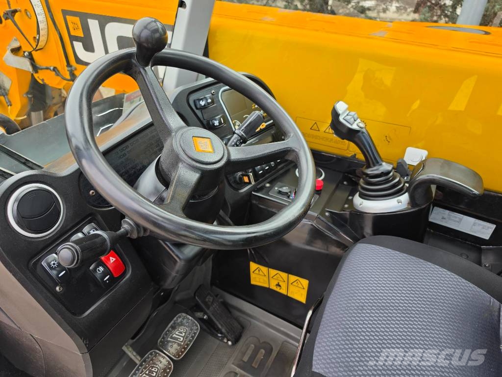 JCB 525-60 Teleskoplæssere