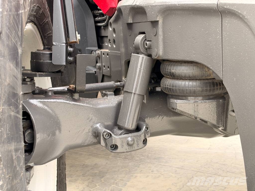 Valtra T 175 EV الجرارات