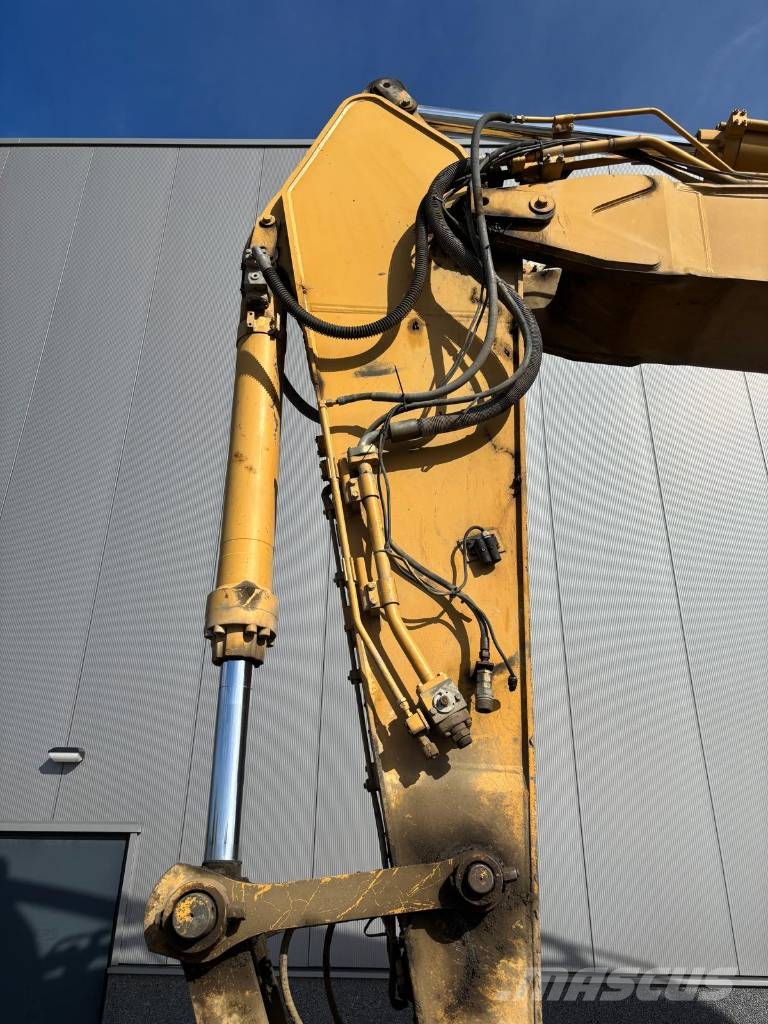 CAT 330 D L N Bagri goseničarji