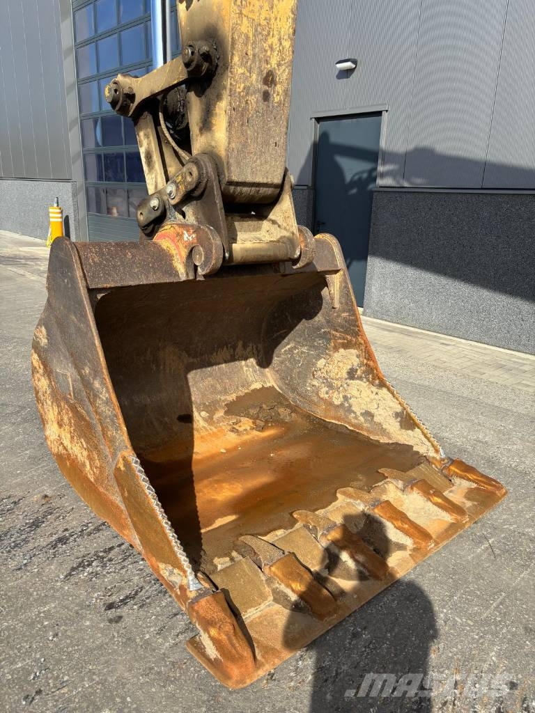 CAT 330 D LN Crawler excavators