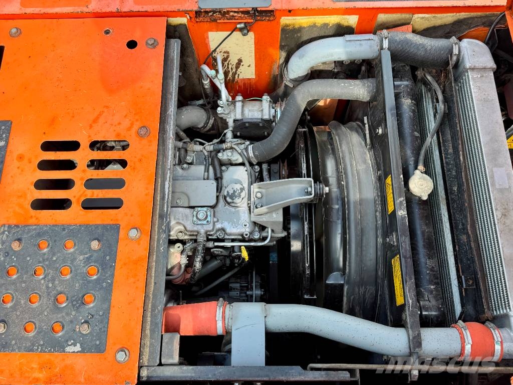 Hitachi ZX 140 W-3, 2009, Poland - Used wheeled excavators - Mascus