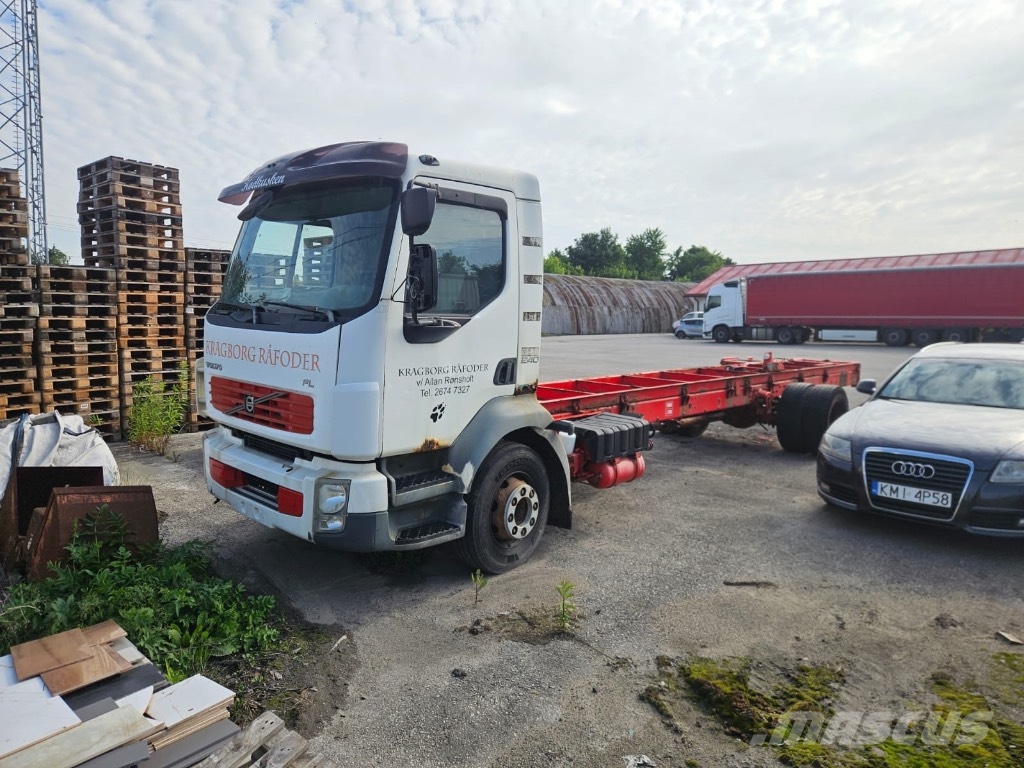 Volvo FL240 Camion Fourgon
