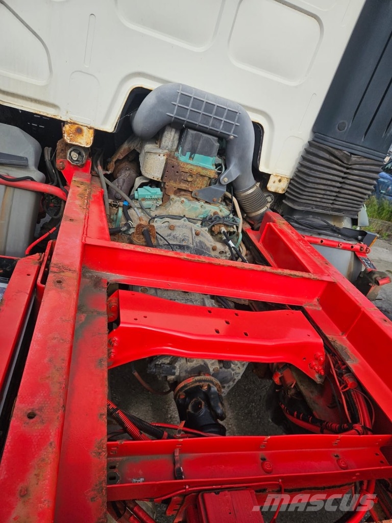 Volvo FL240 Camion Fourgon