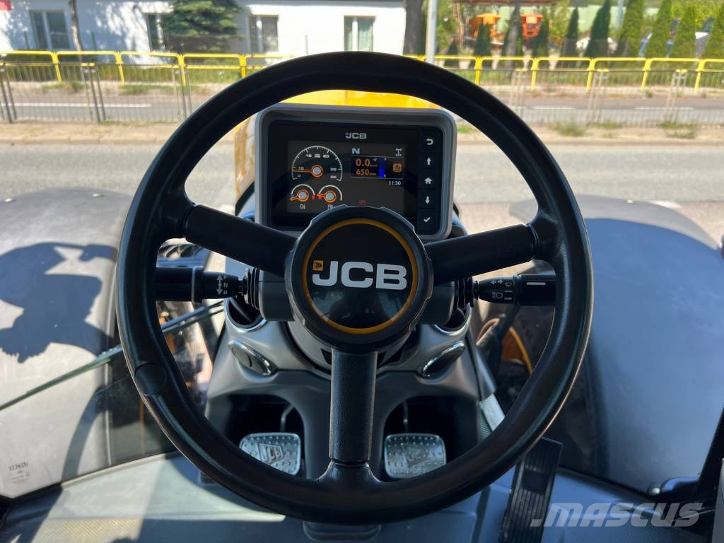 JCB Fastrac 4220 Tractores