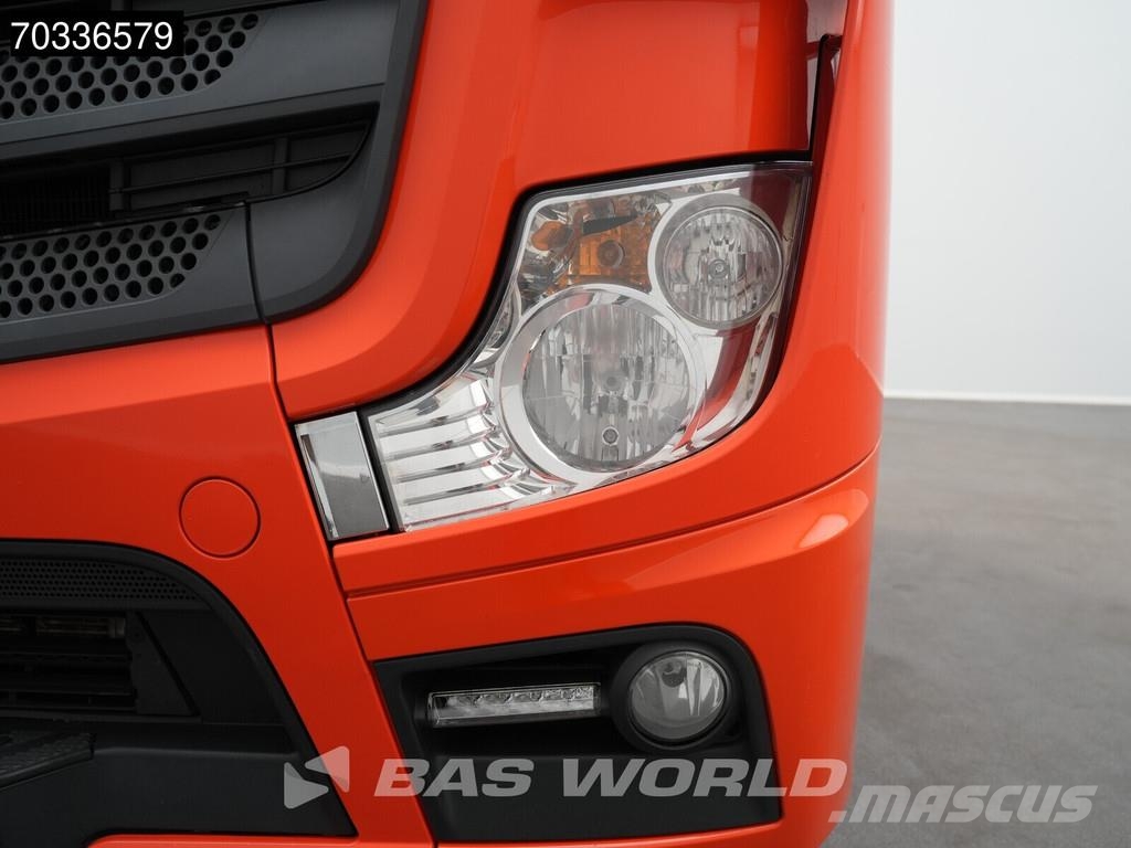 Mercedes-Benz Actros 1851 4X2 BigSpace APK Mega 2x Tanks Tahače