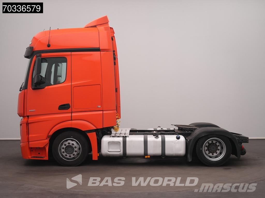 Mercedes-Benz Actros 1851 4X2 BigSpace APK Mega 2x Tanks Tahače