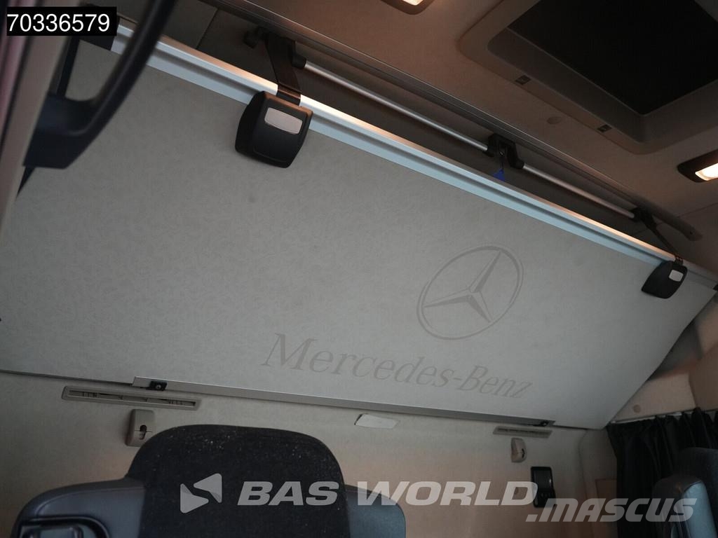 Mercedes-Benz Actros 1851 4X2 BigSpace APK Mega 2x Tanks Влекачи