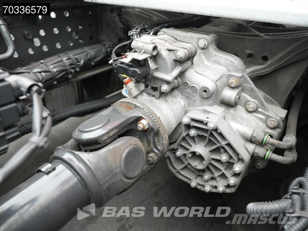 Mercedes-Benz Actros 1851 4X2 BigSpace APK Mega 2x Tanks Truck Tractor Units
