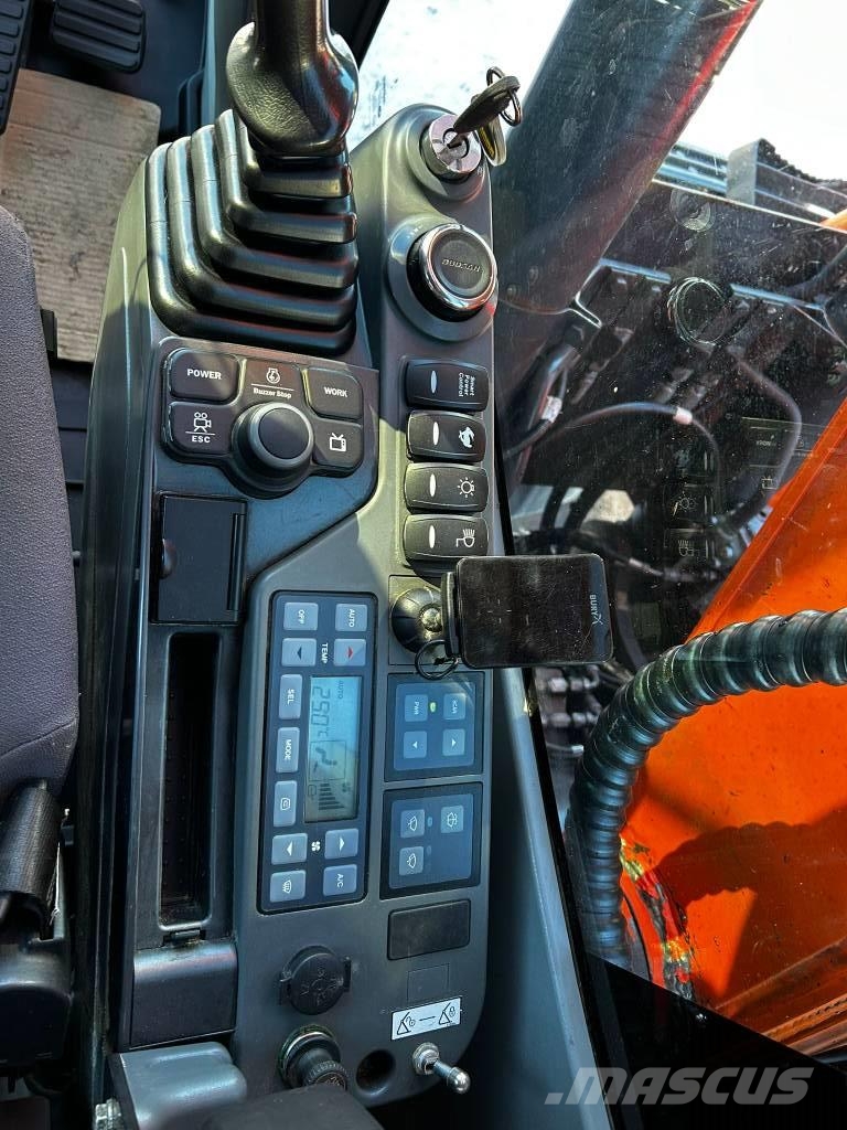 Doosan DX160LC-5 HT / Marttiini, Lämmitin, Rasvari! حفارات زحافة