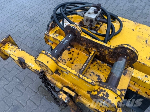 Geismar Liebherr REXQUOTE Excavator Attachment Railroad عربات صيانة خطوط السكك الحديدية