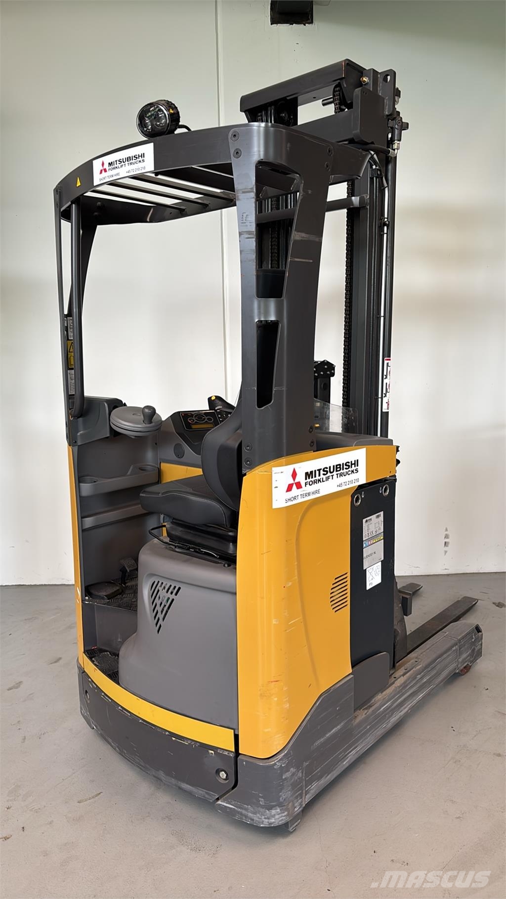 CAT Lift Trucks NR14N3L Viljuškari sa pomičnim stupom