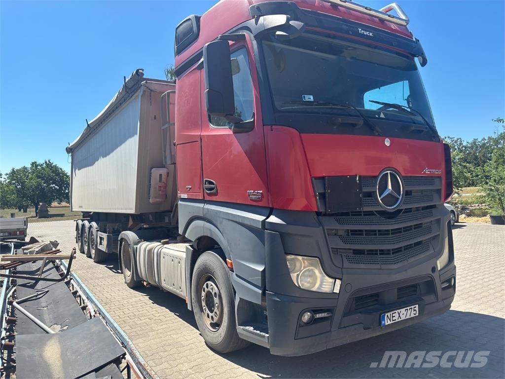 Mercedes-Benz ACTROS 1942 Тягачі