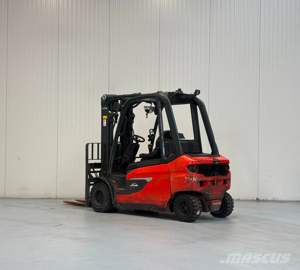 Linde E35L Chariots élévateurs électriques