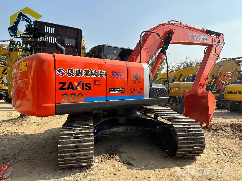 Hitachi 200 Bagri goseničarji