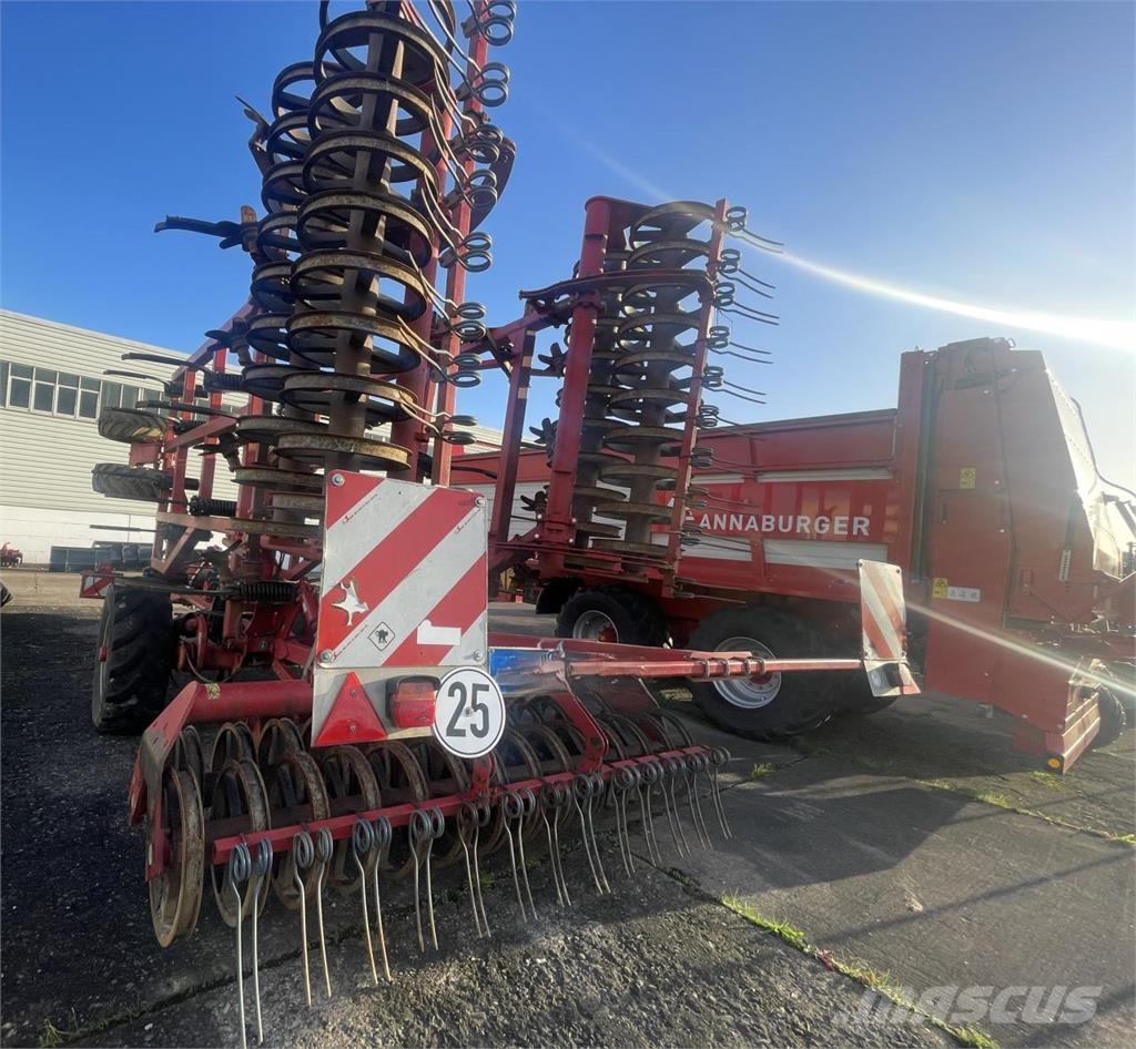 Horsch Terrano 7FM Cultivators