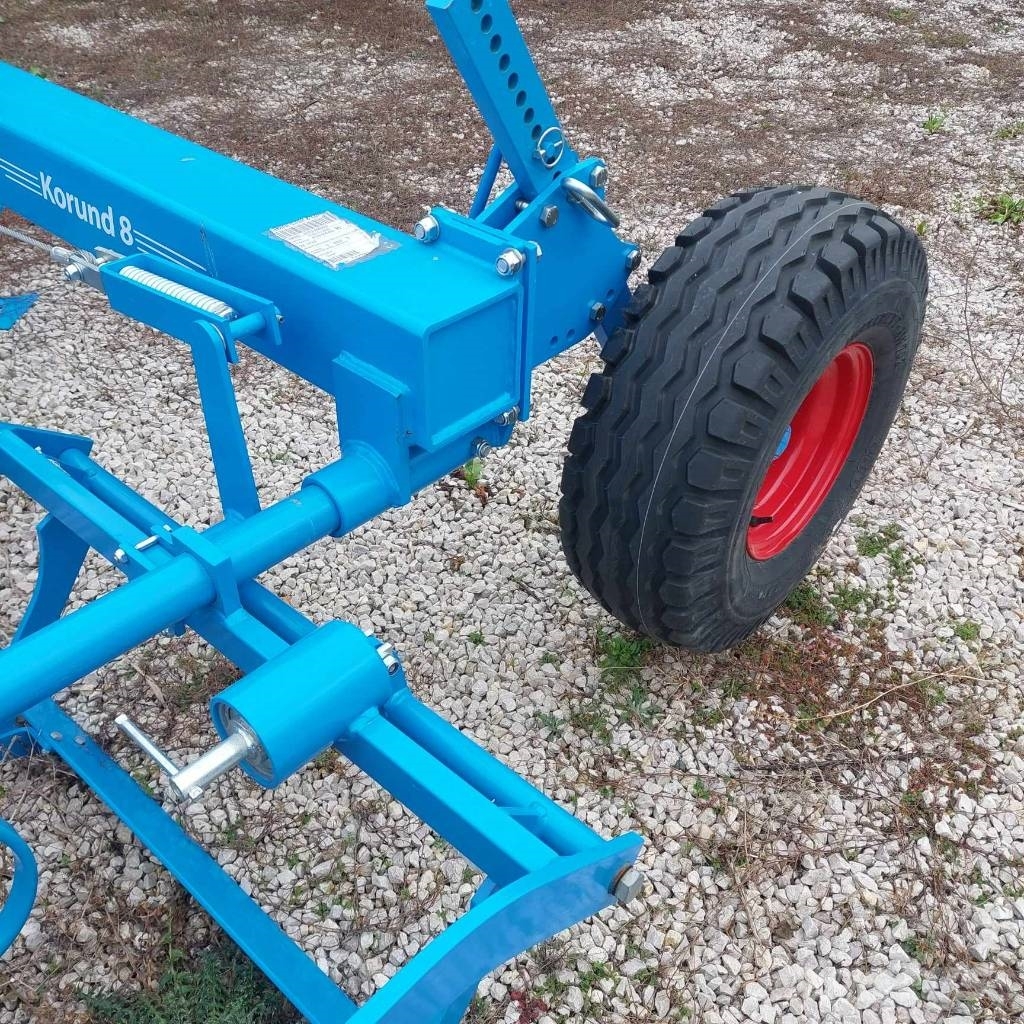 Lemken Korund 8/750 Gamma Alte masini si accesorii de cultivat