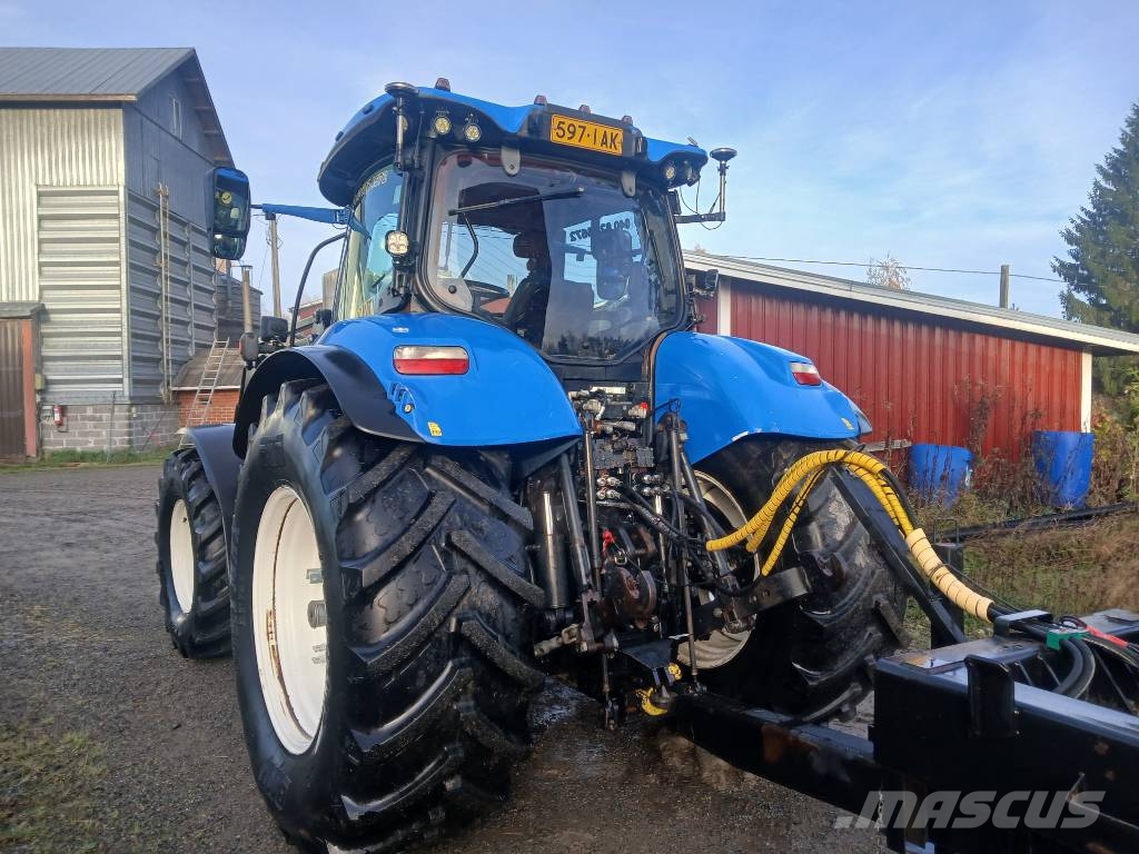 New Holland T 7.245 Traktori