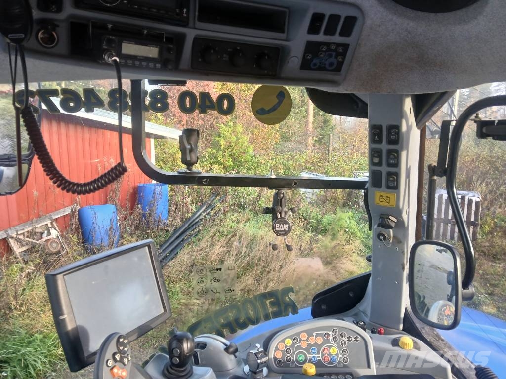 New Holland T7.245 Autocommant Tractores